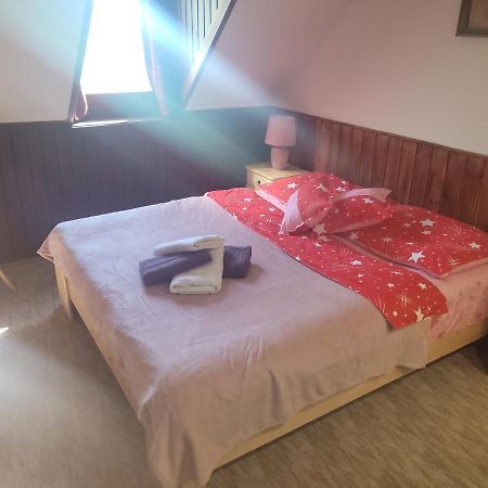 Leganyi Apartmanhaz エゲル エクステリア 写真
